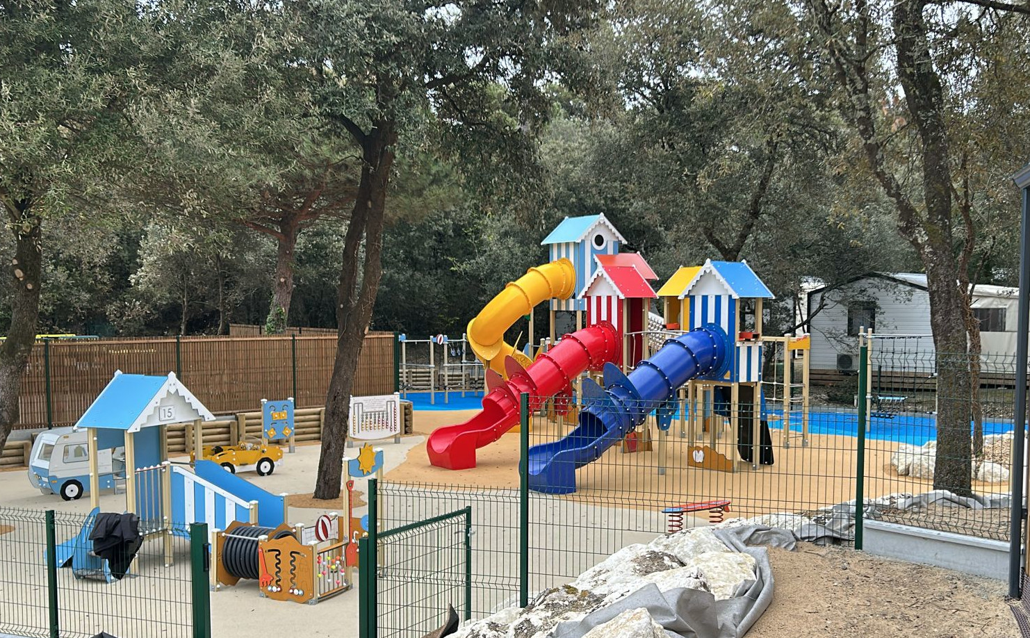 https://extebois.fr/fr/wp-content/uploads/2026/06/Cote_Sauvage_JeuxPleinAir_2026-10.jpeg